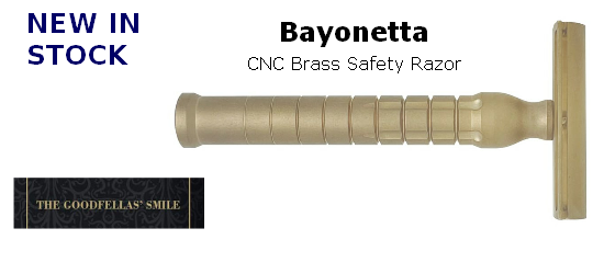 The Goodfellas’ smile Bayonetta Brass Safety Razor