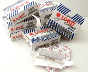 LORD Platinum Class Saloon (half) Razor Blades